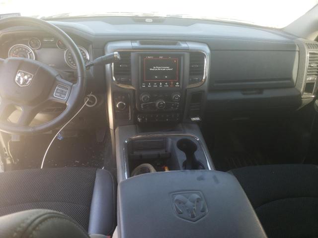 3C6UR5DL9JG340616 - 2018 RAM 2500 SLT 黑色 照片 8