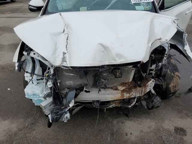 5TDBZRFH4KS949356 - 2019 TOYOTA HIGHLANDER LE WHITE photo 12