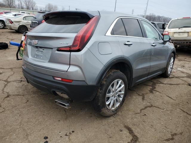 1GYAZAR45PF110226 - 2023 CADILLAC XT4 LUXURY SILVER photo 3