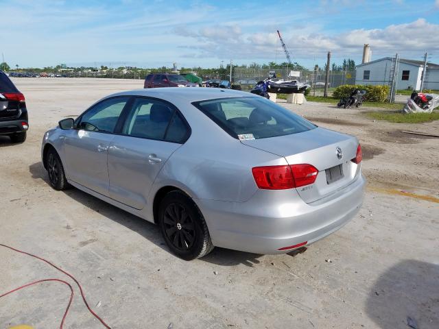 3VW2K7AJ4CM409247 - 2012 VOLKSWAGEN JETTA BASE  ფოტო 3