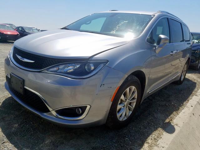 2C4RC1BG0KR548278 - 2019 CHRYSLER PACIFICA TOURING L  photo 2