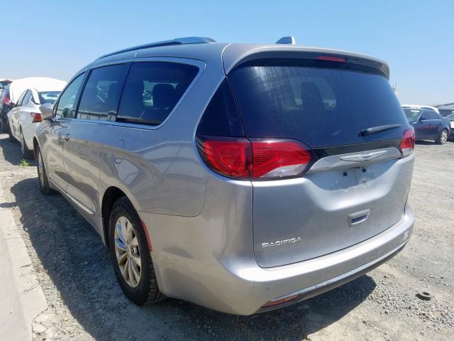 2C4RC1BG0KR548278 - 2019 CHRYSLER PACIFICA TOURING L  photo 3