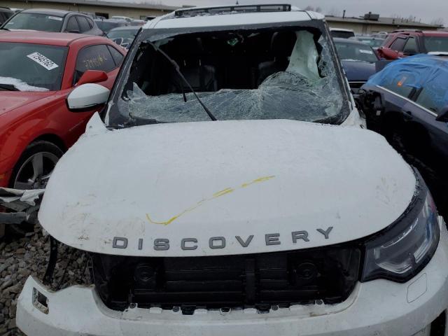 SALRR2RV8JA054156 - 2018 LAND ROVER DISCOVERY WHITE photo 12