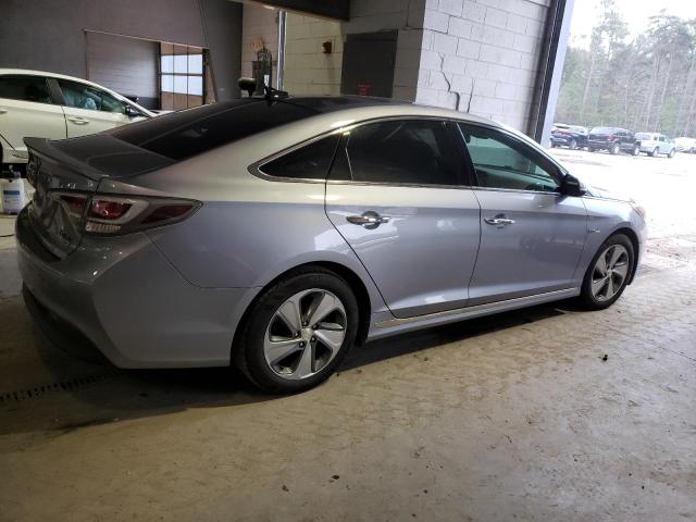 KMHE34L11GA021626 - 2016 HYUNDAI SONATA HYBRID SILVER photo 3