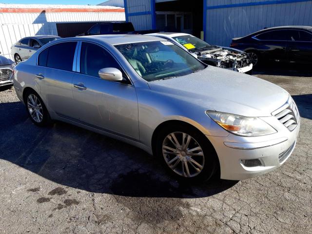 KMHGC46F79U069276 - 2009 HYUNDAI GENESIS 4.6L SILVER photo 4