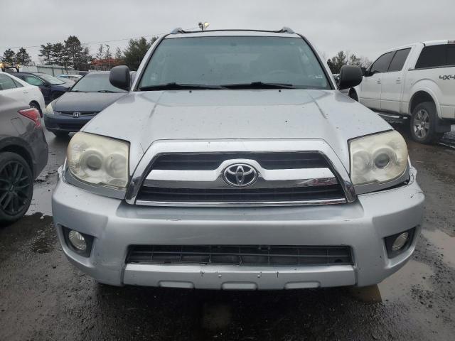 JTEBU14R860090921 - 2006 TOYOTA 4RUNNER SR5 SILVER photo 5