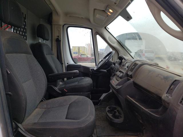 3C6TRVAG0JE132381 - 2018 RAM PROMASTER 1500 STANDARD WHITE photo 5