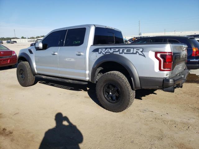 1FTFW1RGXJFB02189 - 2018 FORD F150 RAPTOR SILVER photo 2