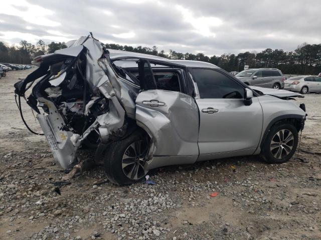 5TDHZRAH6LS506922 - 2020 TOYOTA HIGHLANDER XLE SILVER photo 3