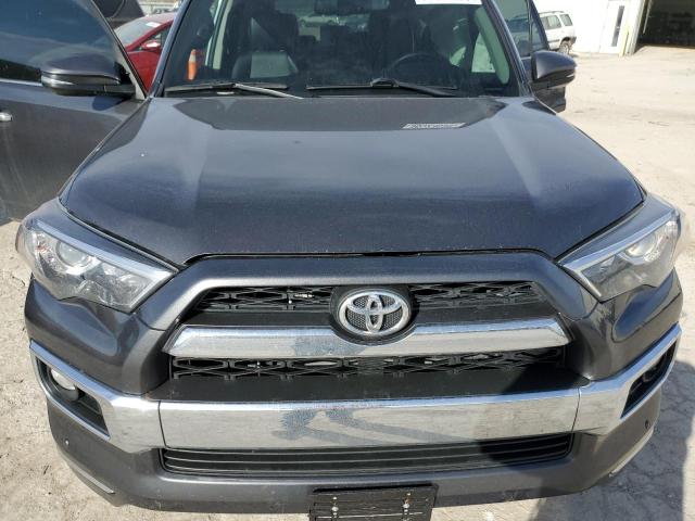 JTEBU5JR9J5609823 - 2018 TOYOTA 4RUNNER SR5/SR5 PREMIUM BLACK photo 11