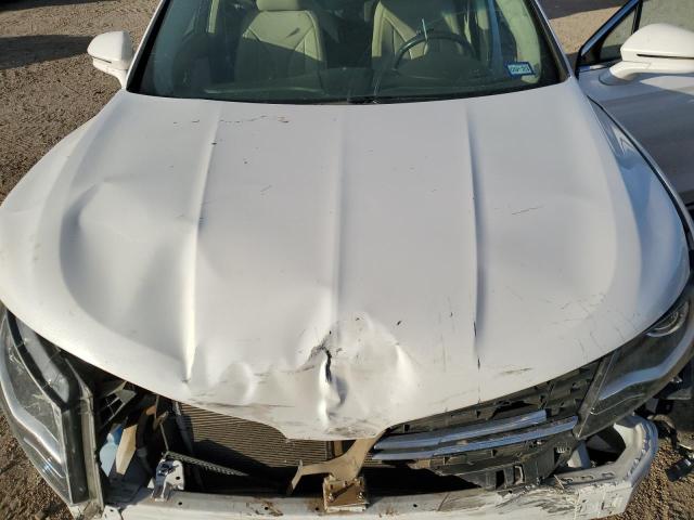2LMPJ6LR9HBL15432 - 2017 LINCOLN MKX RESERVE Սպիտակ լուսանկար 12