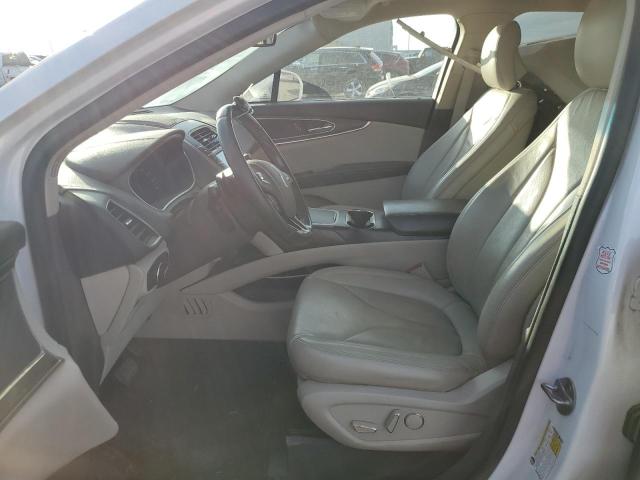 2LMPJ6LR9HBL15432 - 2017 LINCOLN MKX RESERVE Սպիտակ լուսանկար 7
