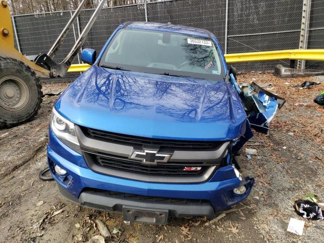 1GCGTDEN0J1209025 - 2018 CHEVROLET COLORADO Z71 BLUE photo 5