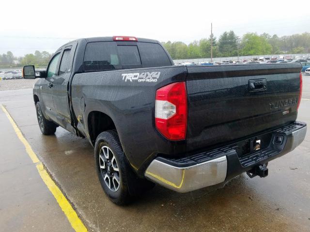 5TFUY5F17JX703563 - 2018 TOYOTA TUNDRA DOUBLE CAB SR/SR5  photo 3