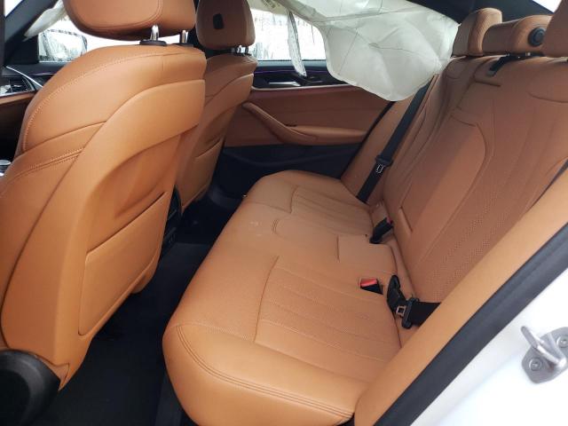 WBA53BH05MWW94990 - 2021 BMW 5 SERIES I თეთრი ფოტო 10