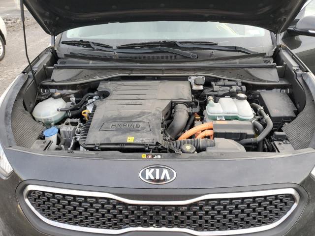 KNDCC3LC5J5122076 - 2018 KIA NIRO EX BLACK photo 12