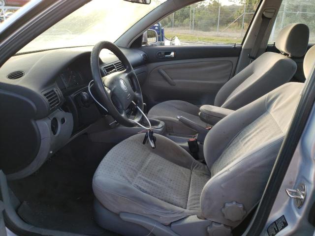 WVWMA63B1WE423647 - 1998 VOLKSWAGEN PASSAT GLS SILVER photo 7