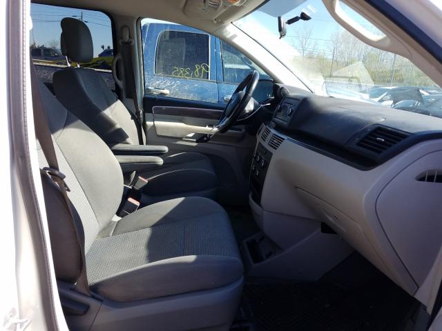 2V4RW4DGXBR622219 - 2011 VOLKSWAGEN ROUTAN S  ფოტო 5