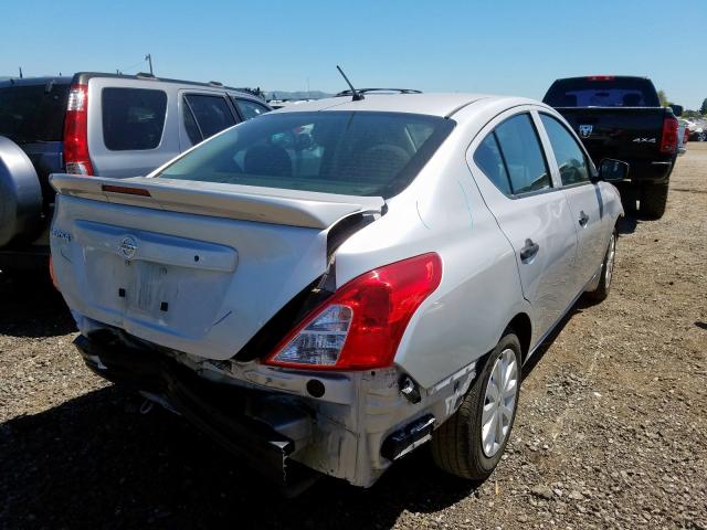 3N1CN7AP0HL901583 - 2017 NISSAN VERSA S  photo 4