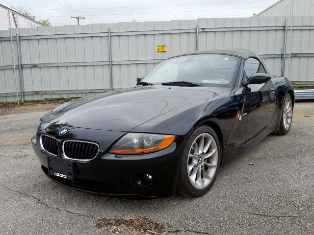 4USBT33403LR61212 - 2003 BMW Z4 2.5  photo 2