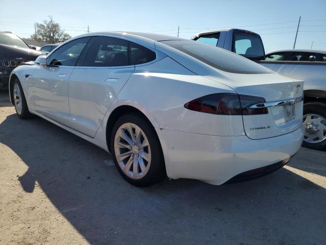 5YJSA1E27JF275941 - 2018 TESLA MODEL S Սպիտակ լուսանկար 2