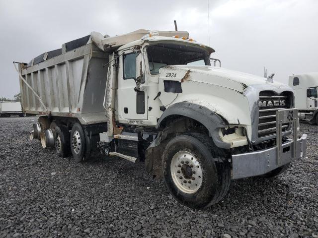 1M2GR4TC8LM001150 - 2020 MACK GRANITE WHITE photo 1