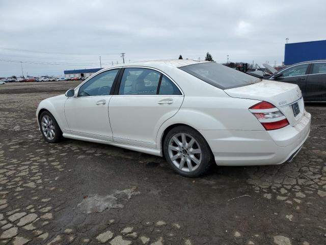WDDNG86X39A267344 - 2009 MERCEDES-BENZ S 550 4MATIC WHITE photo 2