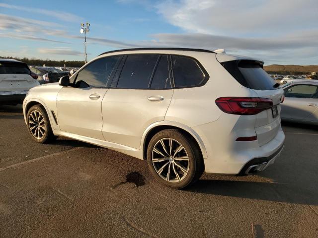 5UXCR6C54KLL12934 - 2019 BMW X5 XDRIVE4 WHITE photo 2