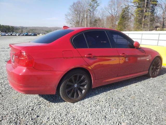 WBAPH7C54BE676915 - 2011 BMW 328 I RED photo 3