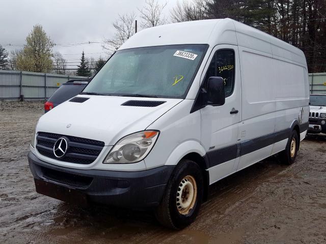 WD3PE8CBXC5698498 - 2012 MERCEDES-BENZ SPRINTER 2500  photo 2