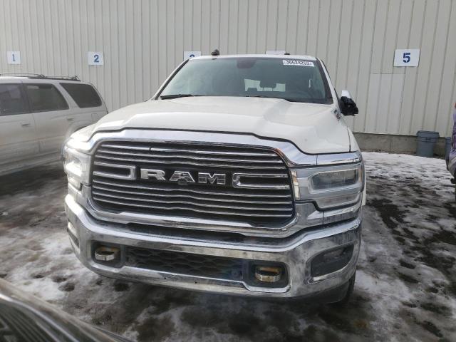 3C63R3ML2NG236622 - 2022 RAM 3500 LARAMIE WHITE photo 5