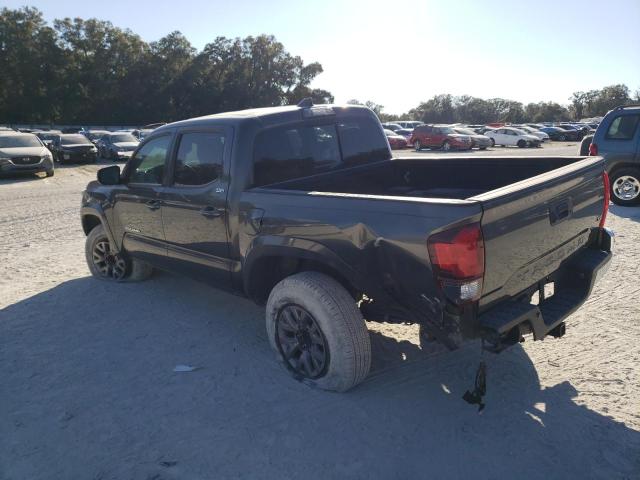 3TMAZ5CN5JM062443 - 2018 TOYOTA TACOMA DOUBLE CAB GRAY photo 2