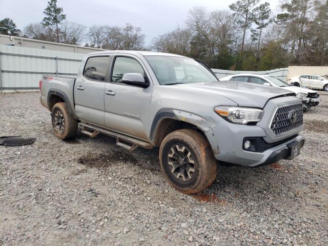 3TMCZ5AN3KM245031 - 2019 TOYOTA TACOMA DOUBLE CAB 灰色 照片 4