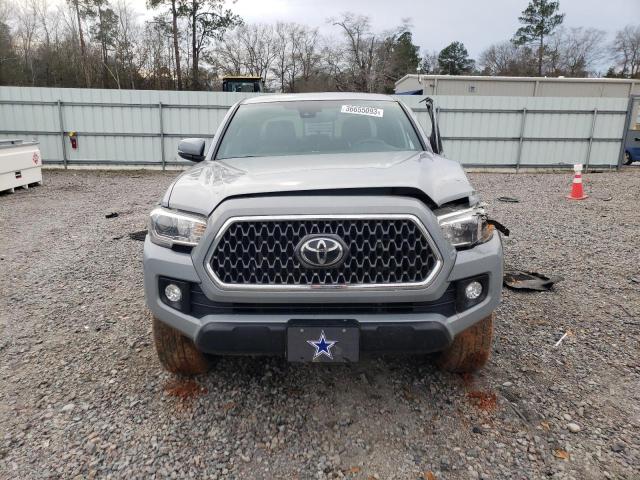 3TMCZ5AN3KM245031 - 2019 TOYOTA TACOMA DOUBLE CAB 灰色 照片 5