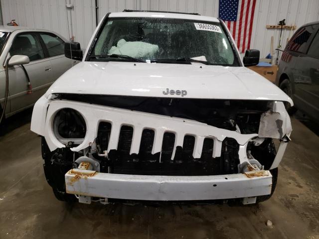 1C4NJRFB0FD168688 - 2015 JEEP PATRIOT LATITUDE WHITE photo 5