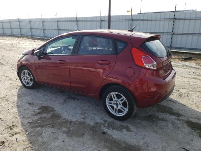 3FADP4EJ3HM169062 - 2017 FORD FIESTA SE RED photo 2