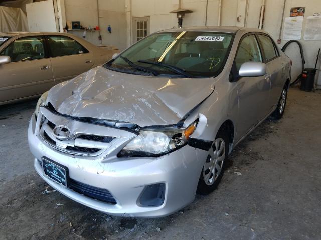 2T1BU4EE6BC555052 - 2011 TOYOTA COROLLA BASE  photo 2