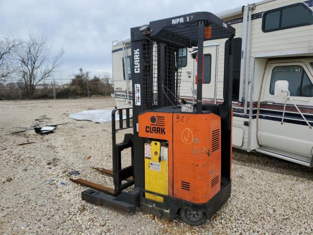NPR34505109508FB - 1998 CLAR FORKLIFT 橙色 照片 3