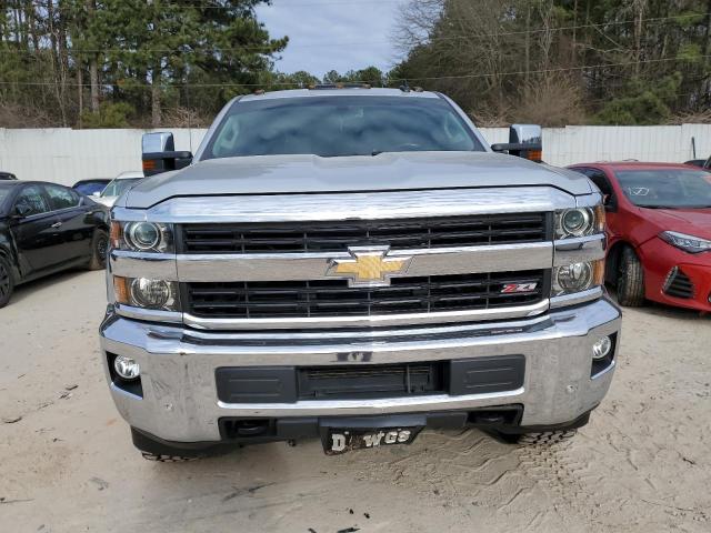 1GC1KWEG1GF256307 - 2016 CHEVROLET SILVERADO K2500 HEAVY DUTY LTZ SILVER photo 5