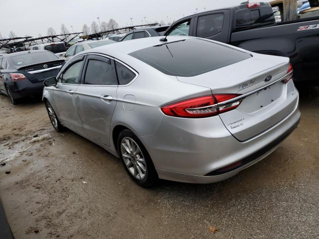 3FA6P0HD5HR177724 - 2017 FORD FUSION SE SILVER photo 2