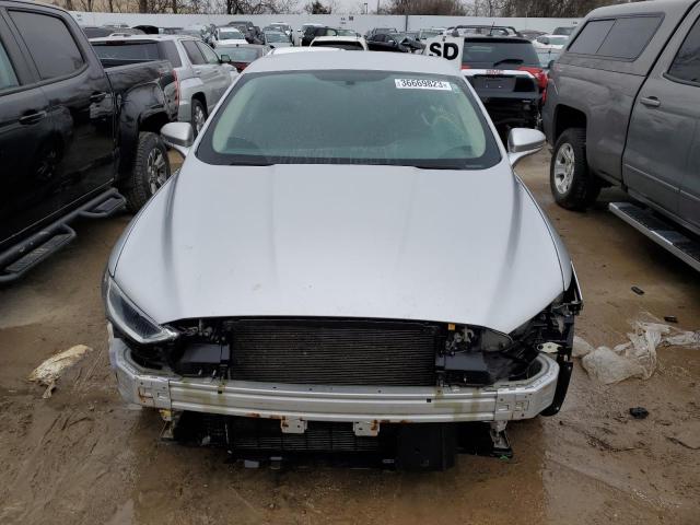 3FA6P0HD5HR177724 - 2017 FORD FUSION SE SILVER photo 5