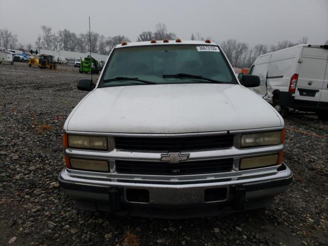 1GCHC39F0WF029619 - 1998 CHEVROLET 3500 SILVE C3500 WHITE photo 5