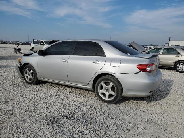 2T1BU4EE1BC647735 - 2011 TOYOTA COROLLA BASE SILVER photo 2