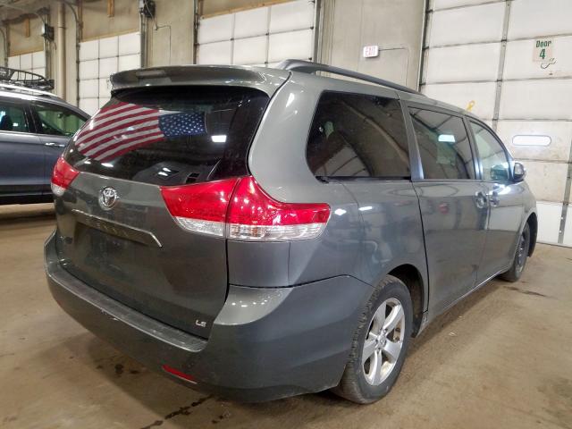 5TDKK3DC2DS353853 - 2013 TOYOTA SIENNA LE  photo 4