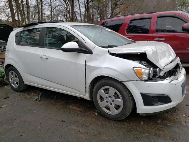 1G1JA6SH2E4207635 - 2014 CHEVROLET SONIC LS თეთრი ფოტო 4