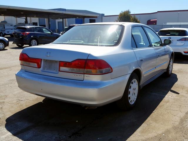 1HGCG65522A104102 - 2002 HONDA ACCORD LX  photo 4