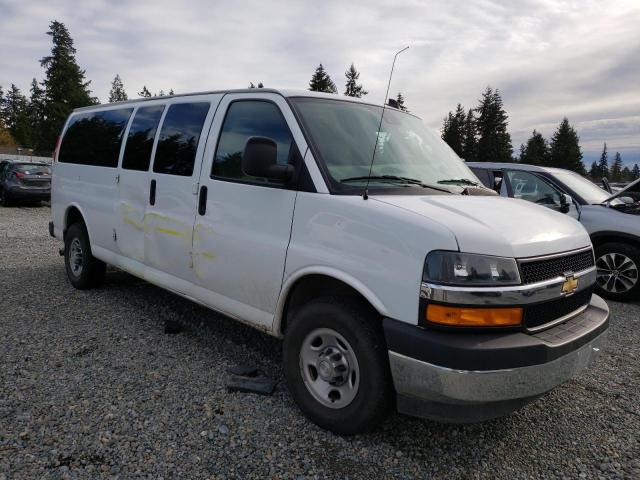 1GAZGPFG9L1137946 - 2020 CHEVROLET EXPRESS G3 LT WHITE photo 4