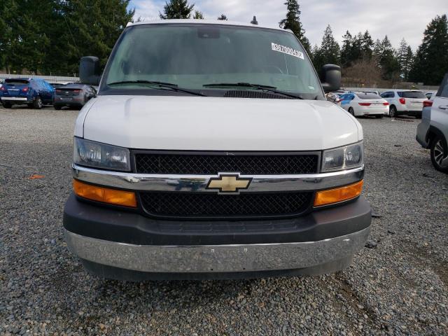 1GAZGPFG9L1137946 - 2020 CHEVROLET EXPRESS G3 LT WHITE photo 5