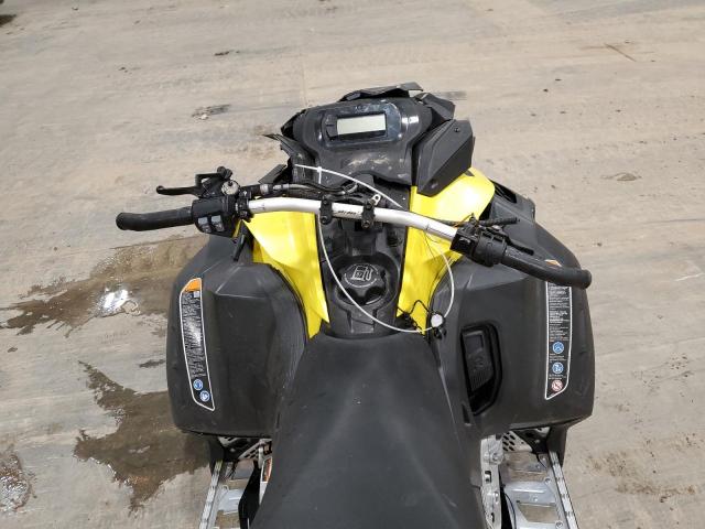 2BPSMCMA9MV000213 - 2021 SKI DOO REN SPORT YELLOW photo 5