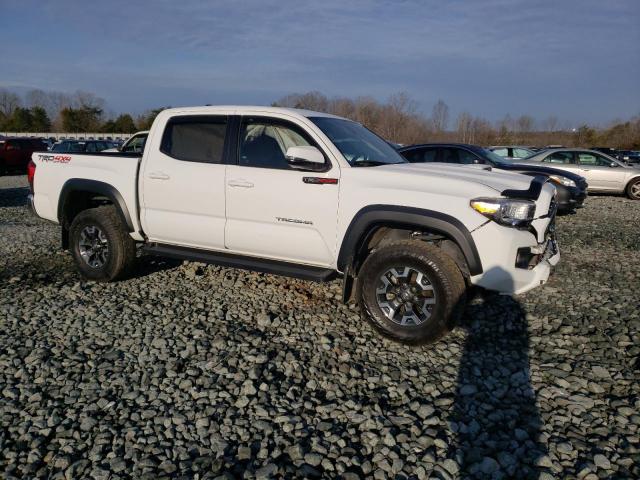 3TMCZ5AN2JM178243 - 2018 TOYOTA TACOMA DOUBLE CAB WHITE photo 4